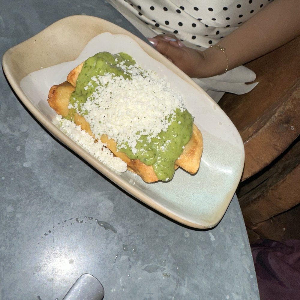 Taquitos dorados Taquitos dorados