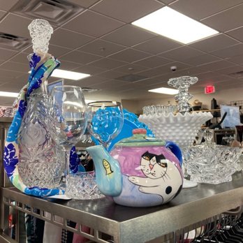 Goodwill - Loved the cat tea pot. Good price. - Thrift Stores Near Me - Fort Myers, Florida Goodwill - Loved the cat tea pot. Good price. - Thrift Stores Near Me - Fort Myers, Florida