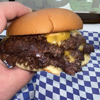 Bodega Bay - Smash burger - Convenience Stores Near Me - Chicago, Illinois