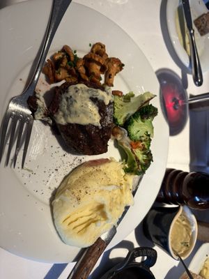 Grill Royal by null