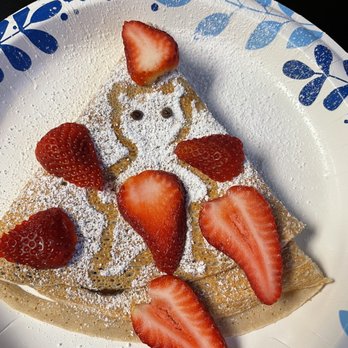 Au Bon Lieu - Dark chocolate with strawberries crepe. - French Near Me - Hershey, Pennsylvania Au Bon Lieu - Dark chocolate with strawberries crepe. - French Near Me - Hershey, Pennsylvania