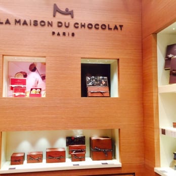 La Maison Du Chocolat - A variety of gift boxes to choose from. - Chocolatiers & Shops Near Me - Hong Kong, HK