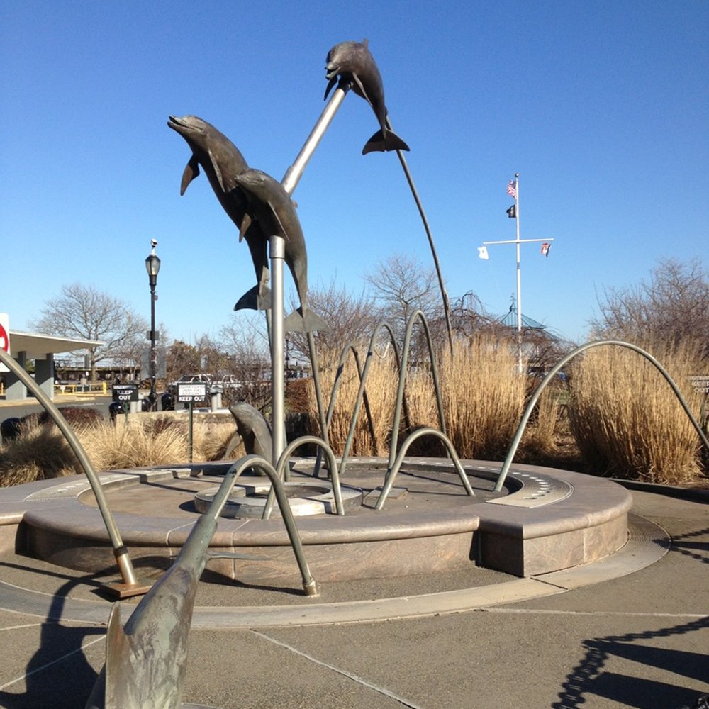 Dolphin Fountain
