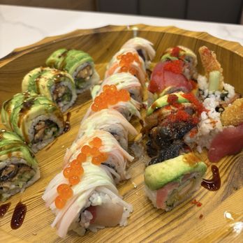 Sushi Loop - Sushi Bars Near Me - Chicago, Illinois