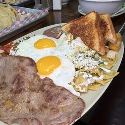 Chilaquiles Divorciados the FAV!