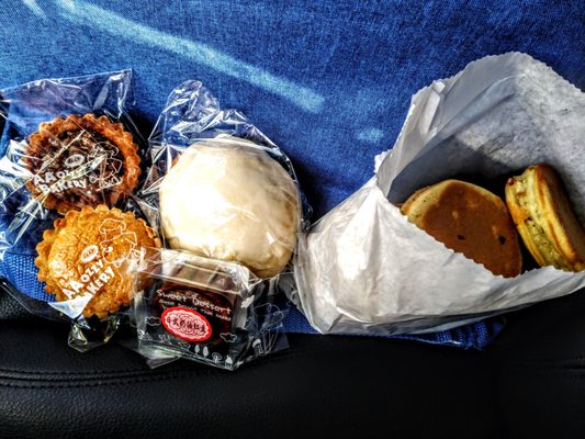 AA OZZY BAKERY by null