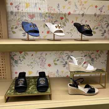 Tory Burch - Accessories Near Me - Bethesda, Maryland Tory Burch - Accessories Near Me - Bethesda, Maryland