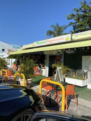 Miami Squeeze by null