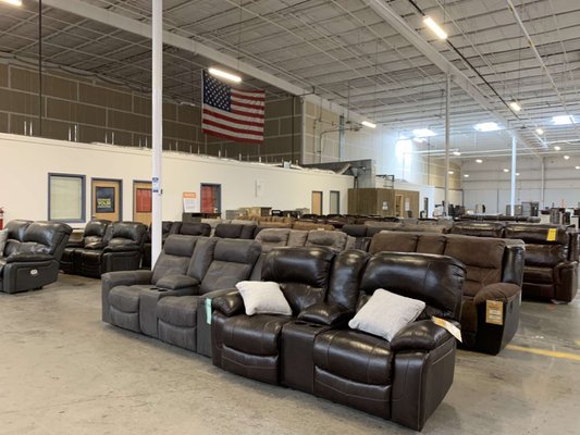 ASHLEY - Updated May 2024 - 138 Photos & 157 Reviews - 11521 Bluegrass