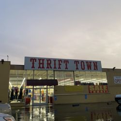 Thrift Town - Thrift Town store front