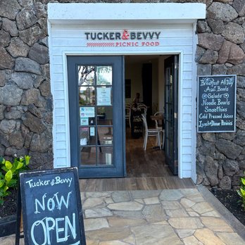 Tucker & Bevvy - Breakfast & Brunch Near Me - Honolulu, Hawaii Tucker & Bevvy - Breakfast & Brunch Near Me - Honolulu, Hawaii