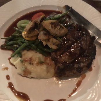Soco Thornton Park - Soco - Steak, scallion and Garlic Mashed Potatoes, green beans, and artichokes. Everything delicious. - Southern Near Me - Orlando, Florida Soco Thornton Park - Soco - Steak, scallion and Garlic Mashed Potatoes, green beans, and artichokes. Everything delicious. - Southern Near Me - Orlando, Florida