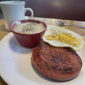 Harvey's Restaurant - Fried Bologna Breakfast Plate - Southern Near Me - Greenville, North Carolina Harvey's Restaurant - Fried Bologna Breakfast Plate - Southern Near Me - Greenville, North Carolina