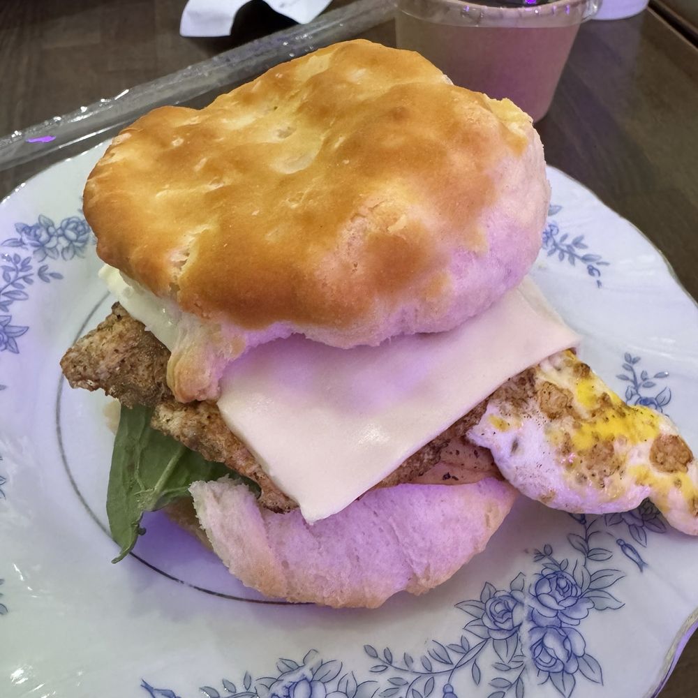 The Jittery Biscuit - Supreme BS - Coffee & Tea Near Me - Johnson City, Texas