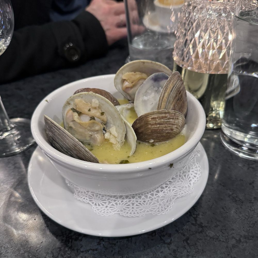 Oyster Bar - Clams - Seafood Near Me - Sparks, Nevada