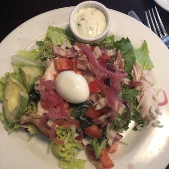 Johnny's Restaurant & Bar - Cobb salad - Sports Bars Near Me - Calistoga, California