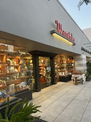 Warwick's by null Warwick's by null