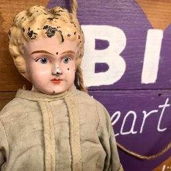 Waterfront Gifts & Antiques