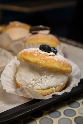 Soon's Bakery by null