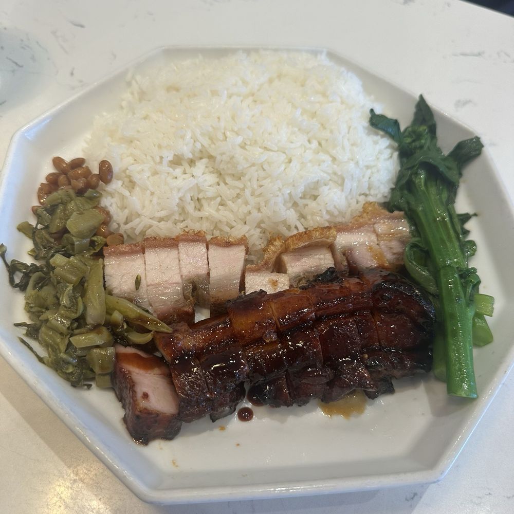 Roast pork and BBQ pork combo rice plate Roast pork and BBQ pork combo rice plate