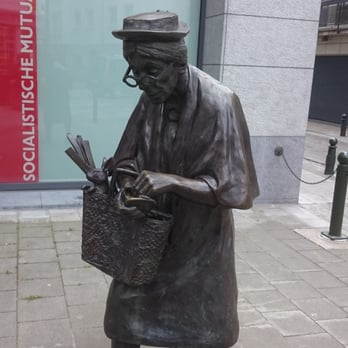 Madame Chapeau - Local Flavor Near Me - Brussels, BRU