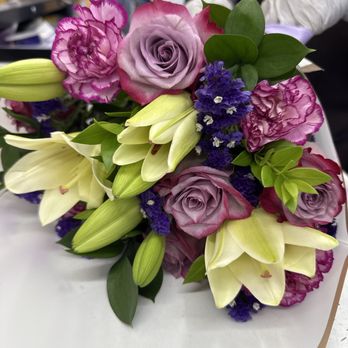 GEM Flowers - Florists Near Me - San Marcos, California