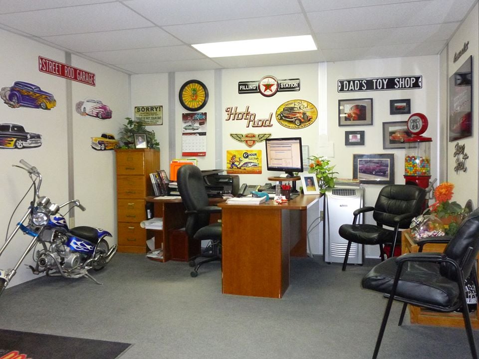 TOTAL AUTO BODY & FRAME SHOP Updated August 2024 16 Photos 491 E