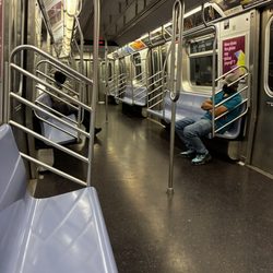 MTA - 71st Continental Avenue - Forest Hills Subway Station