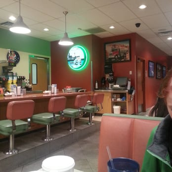 Indy Way Diner - Diners Near Me - Longview, Washington