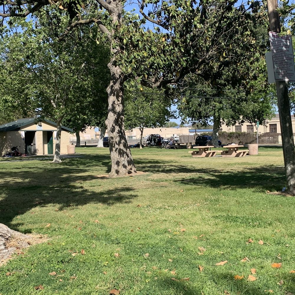 Broadway Park - Homless passed out inside the restroom - Parks Near Me - Turlock, California Broadway Park - Homless passed out inside the restroom - Parks Near Me - Turlock, California