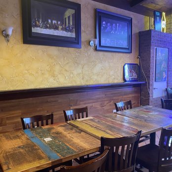 Amazona's Pizza - Photo 6: Interior - Pizza Near Me - Oakland, California Amazona's Pizza - Photo 6: Interior - Pizza Near Me - Oakland, California