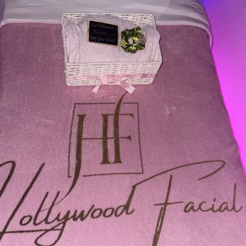 Hollywood Facial - Estheticians Near Me - Costa Mesa, California