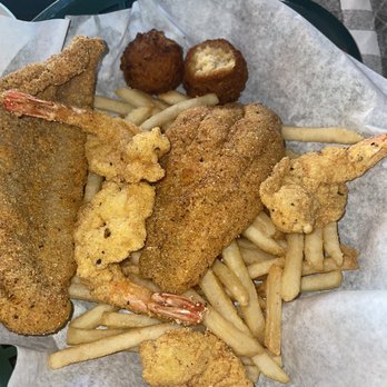 Flying Fish - 4 Shrimp / Catfish Fillet - Seafood Near Me - Memphis, Tennessee Flying Fish - 4 Shrimp / Catfish Fillet - Seafood Near Me - Memphis, Tennessee