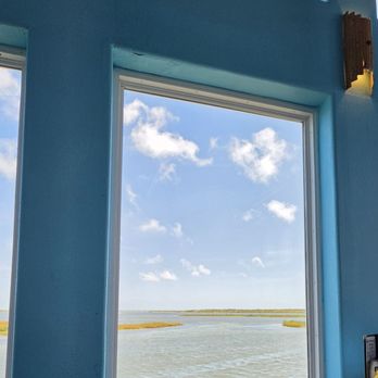 Paradise Key Dockside Bar & Grill - Nice view of the bay - Bars Near Me - Rockport, Texas Paradise Key Dockside Bar & Grill - Nice view of the bay - Bars Near Me - Rockport, Texas