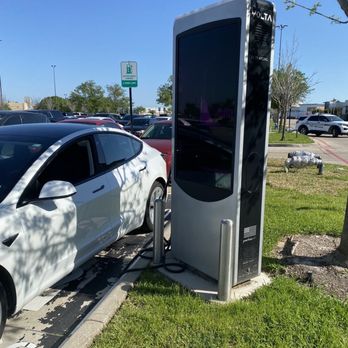 Volta Charging - Charging station - EV Charging Stations Near Me - Friendswood, Texas Volta Charging - Charging station - EV Charging Stations Near Me - Friendswood, Texas