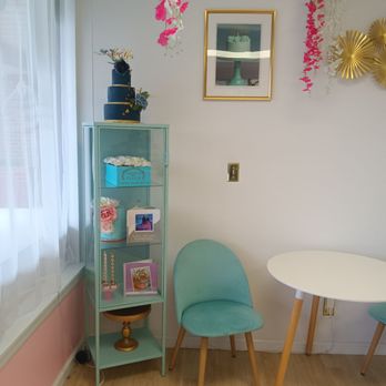 Custom Cake Cakery - Cute decor - Custom Cakes Near Me - Virginia Beach, Virginia