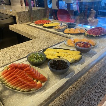 Unreserved Food Bazaar - Fruit selection + more - American Near Me - Orlando, Florida
