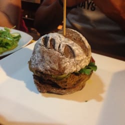 Café da Vila - Hambúrguer de carne de jaca