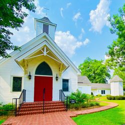 St Stephen's Episcopal Church - The design is so adorable it almost looks like a movie set...