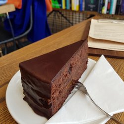 Page café.