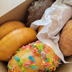 Goody Good Donuts - Half dozen Aug 2022