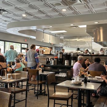 Aioli - Dining area - Cafes Near Me - West Palm Beach, Florida Aioli - Dining area - Cafes Near Me - West Palm Beach, Florida