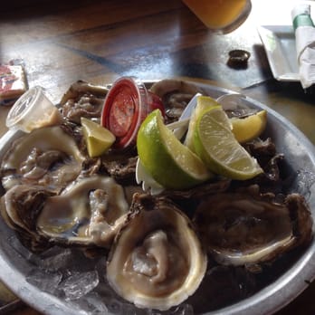 The Fish House - Oysters. Very fresh - Seafood Near Me - Miami, Florida The Fish House - Oysters. Very fresh - Seafood Near Me - Miami, Florida