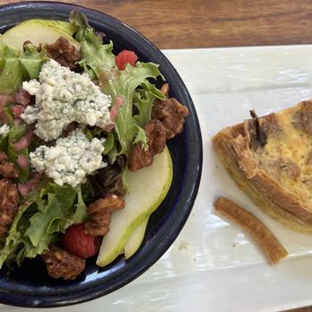 Tower Cafe - My daughter raved about her Caribbean Salad & quiche - Breakfast & Brunch Near Me - Sacramento, California