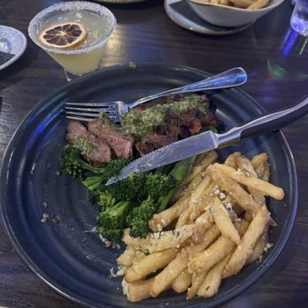 Makers Union - Makers Flat Iron Steak & Fries - American Near Me - Arlington, Virginia Makers Union - Makers Flat Iron Steak & Fries - American Near Me - Arlington, Virginia