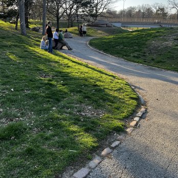 Turtle Playground - Path to turtles - Parks Near Me - Saint Louis, Missouri