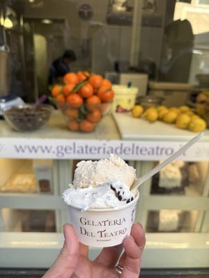 Gelateria del Teatro by null