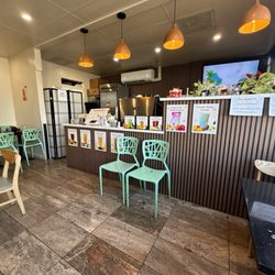 Fresh Bites Hawaii - Interior
