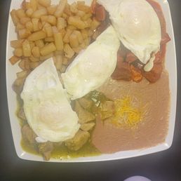 Green chili and Asado breakfast plate Green chili and Asado breakfast plate