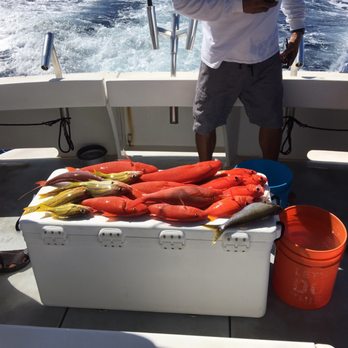 Fish Maui - Fishing Near Me - Lahaina, Hawaii
